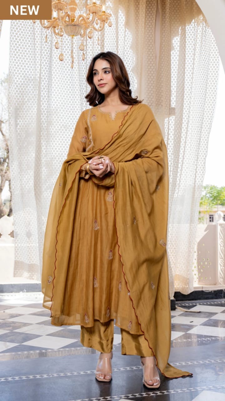 New Special Pankhudi Mul Chanderi Suit Set – Full Embroidery Anarkali Kurti, Pant & Dupatta Golden Brown